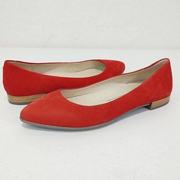 ECCO Shape Pointy Ballerina Women's Red Nubuck Leather Comfort Flats Si… - Picture 2 of 10